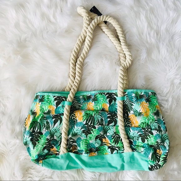 No Boundaries Green Palm Leaf Rope Tote Beach Bag - Picture 5 of 10